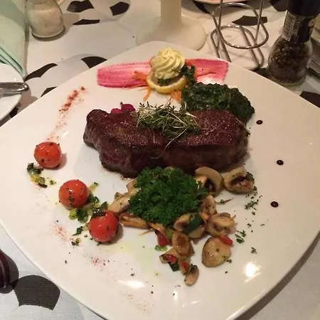 & Restaurant Moewchen נורדן