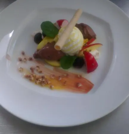& Restaurant Moewchen נורדן